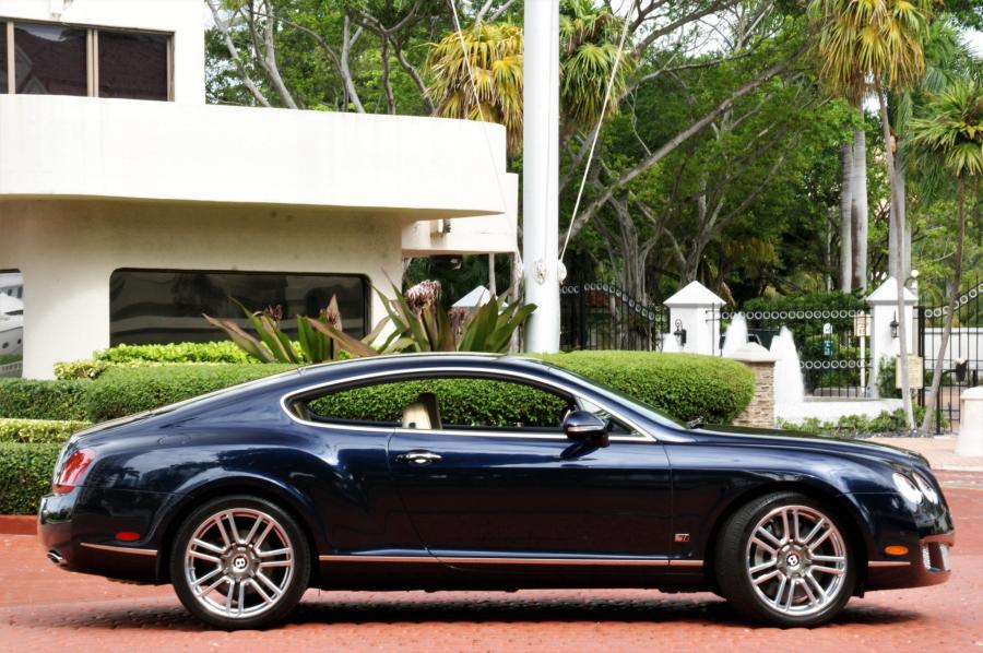  Bentley Continental GT Series 51 2010 года  (фото 17 из 67)